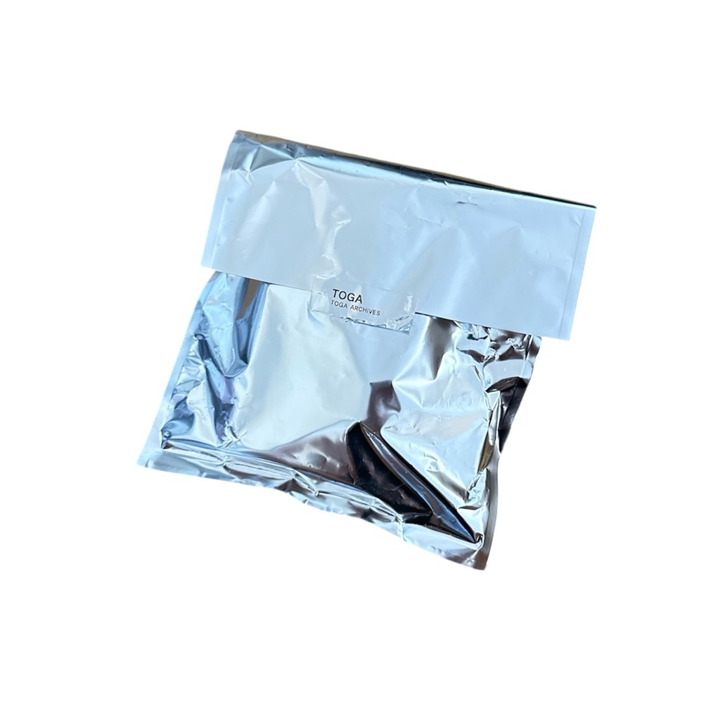 TOGA Archives PULLA Square Leather Shoulder Wallet Green & White - Picture 8 of 8